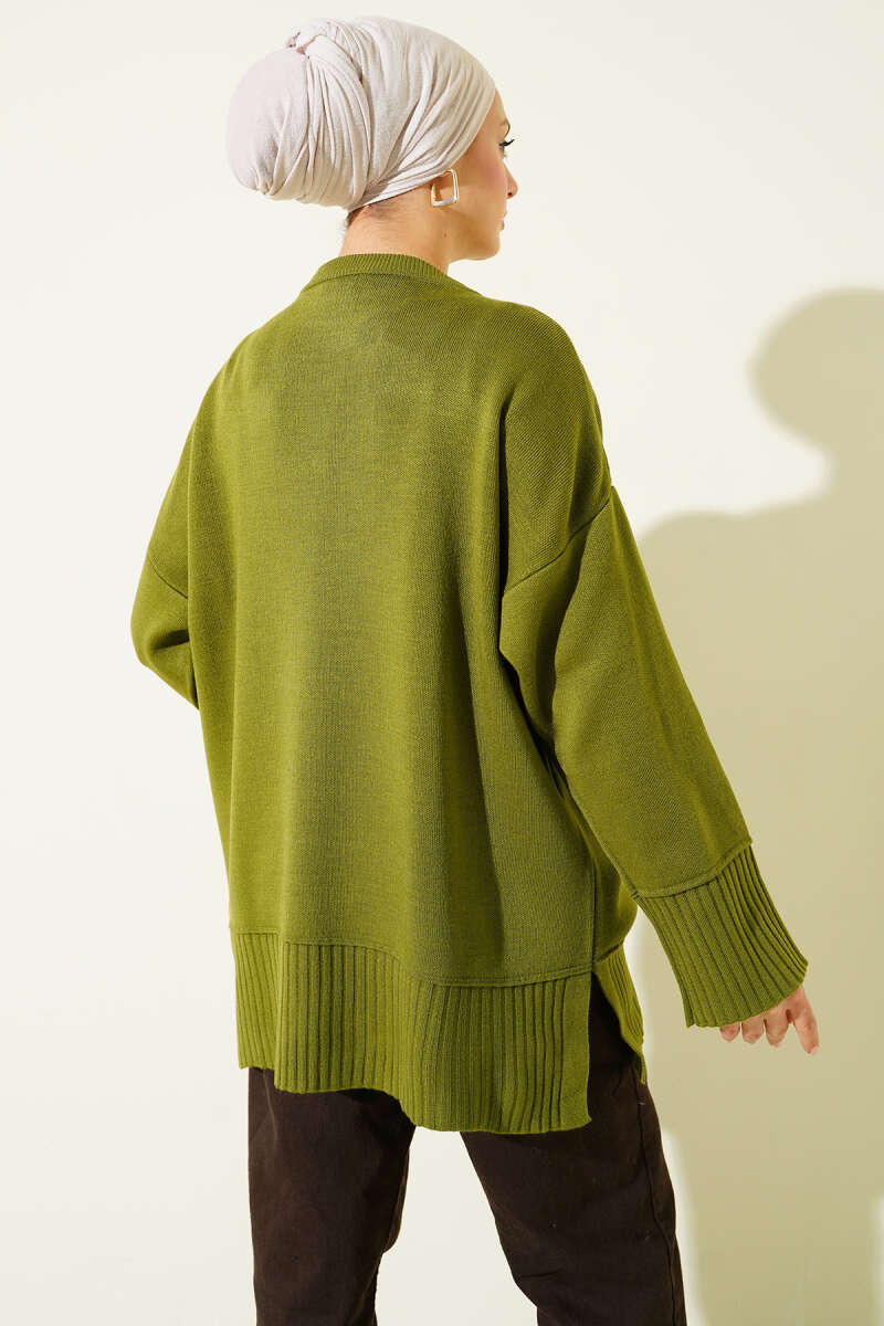 Yanı Yırtmaçlı Oversize Triko Tunik Yağ Yeşili