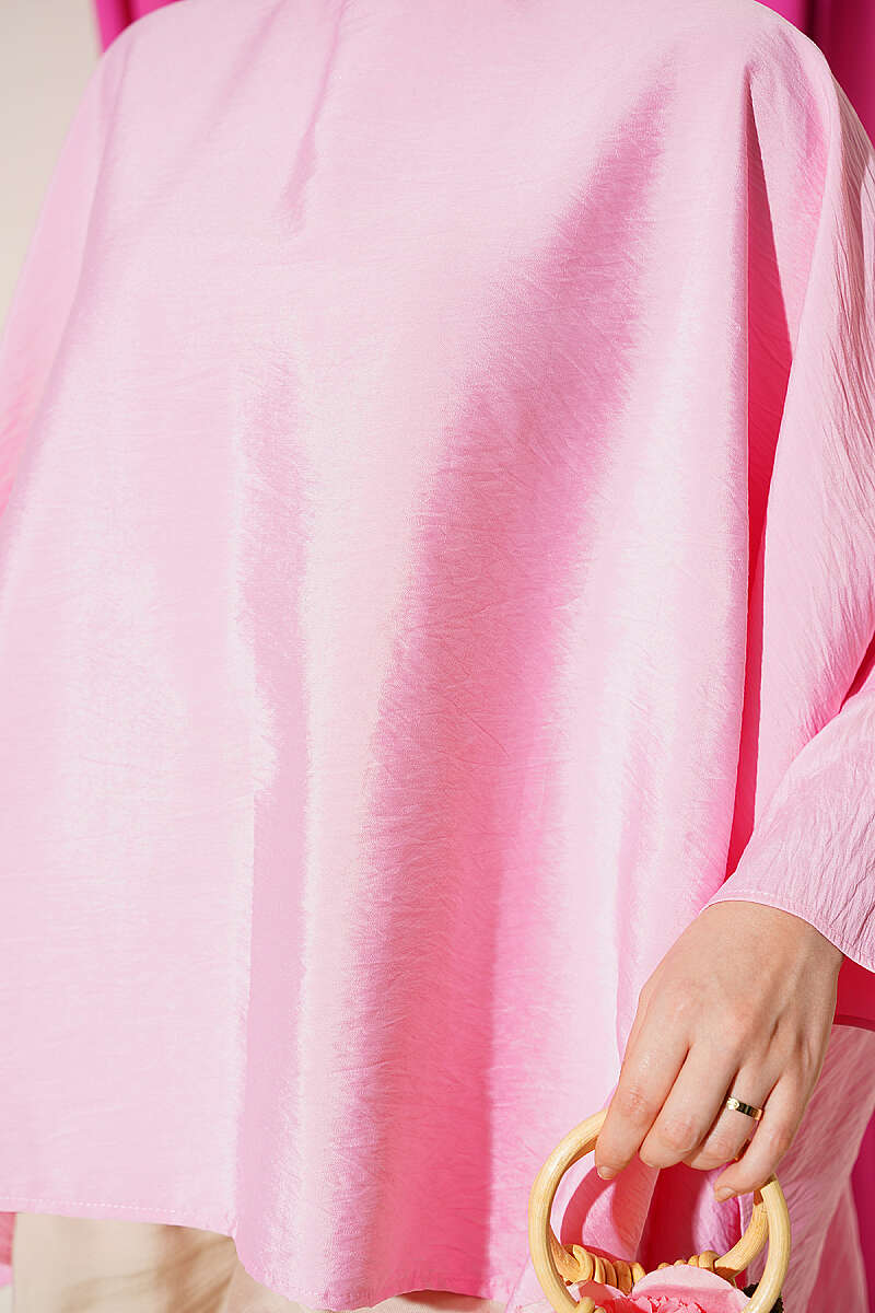 https://cdn.pazarium.com.tr/yarasa-kol-oversize-bluz-pembe-808319-19-B.jpg
