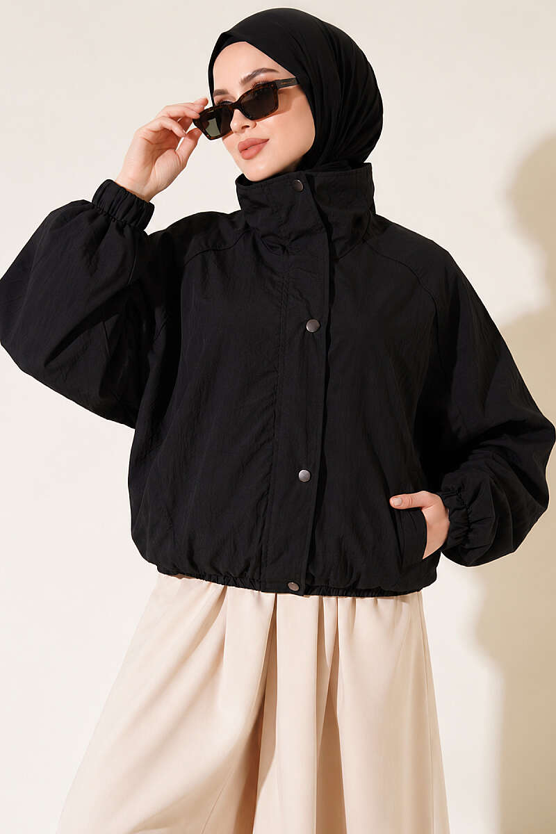 https://cdn.pazarium.com.tr/yarasa-kollu-oversize-ceket-siyah-842357-20-B.jpg