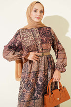 https://cdn.pazarium.com.tr/yarim-dugmeli-otantik-desenli-elbise-pudra-816760-20-B.jpg