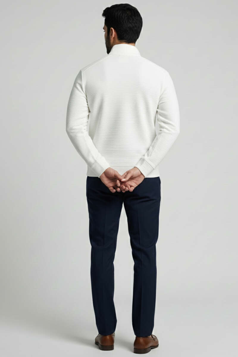 https://cdn.pazarium.com.tr/yarim-fermuar-fitilli-erkek-sweatshirt-beyaz-726462-17-B.jpg