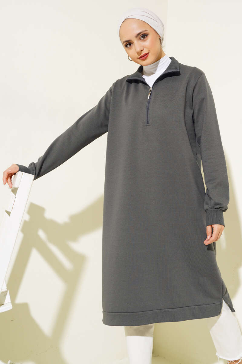 https://cdn.pazarium.com.tr/yarim-fermuarli-basic-uzun-tunik-fume-554046-13-B.jpg