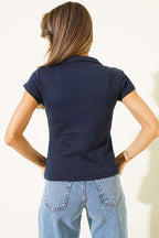 https://cdn.pazarium.com.tr/yarim-fermuarli-gomlek-yaka-t-shirt-lacivert-787871-19-B.jpg