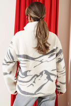https://cdn.pazarium.com.tr/yarim-fermuarli-polar-sweatshirt-ekru-822473-20-B.jpg