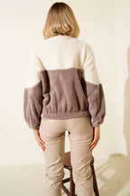 https://cdn.pazarium.com.tr/yarim-fermuarli-polar-sweatshirt-vizon-675607-16-B.jpg