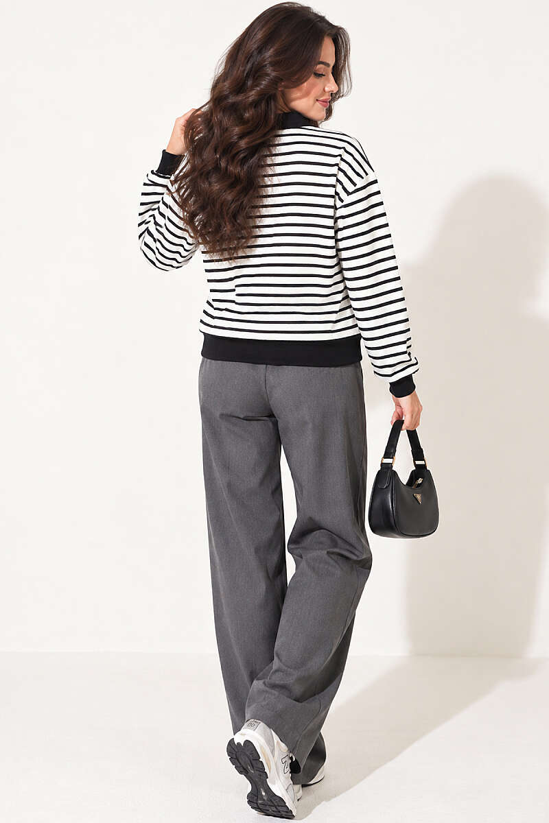 https://cdn.pazarium.com.tr/yarim-yaka-fermuarli-cizgili-sweatshirt-siyah-838767-20-B.jpg