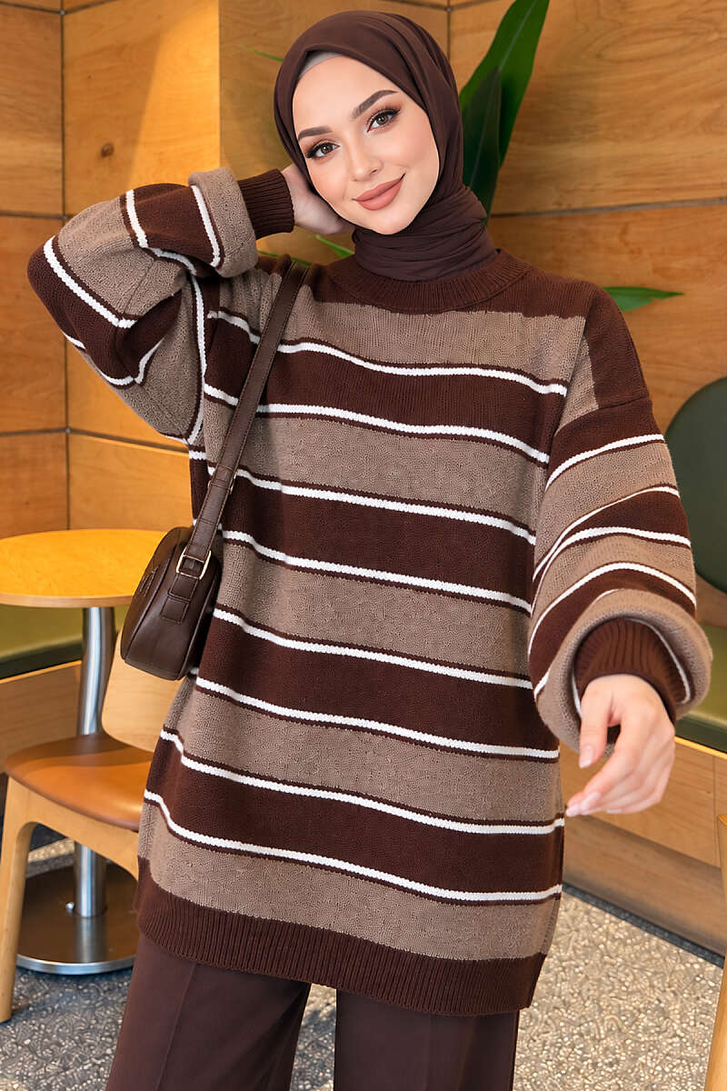 https://cdn.pazarium.com.tr/yatay-cizgili-ribanali-triko-tunik-kahve-837993-20-B.jpg