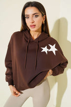 https://cdn.pazarium.com.tr/yildiz-baskili-kapusonlu-sardonlu-sweat-kahve-700377-16-B.jpg