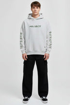Yırtık Efektli Nakışlı Erkek Sweatshirt
