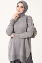 https://cdn.pazarium.com.tr/yirtmac-detayli-dugmeli-merserize-tunik-gri-825671-20-B.jpg