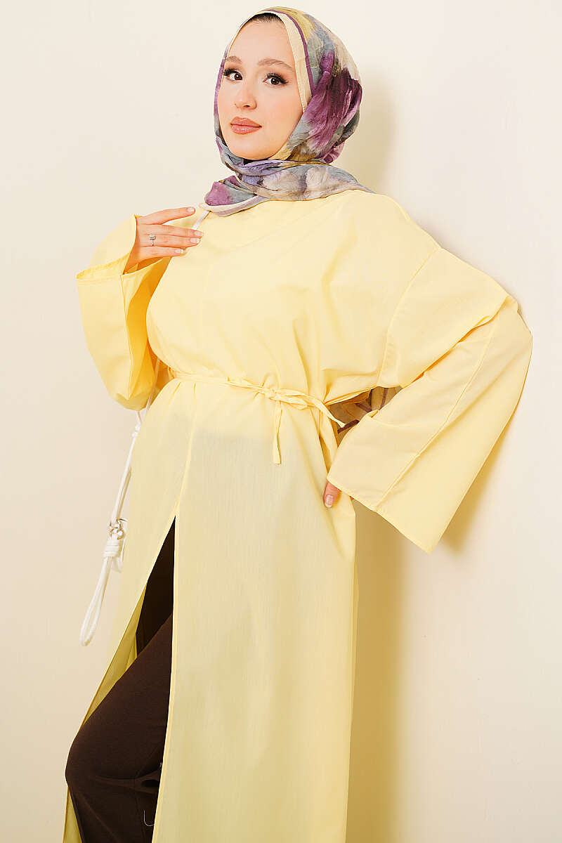 https://cdn.pazarium.com.tr/yirtmacli-ip-kusakli-uzun-tunik-sari-803620-19-B.jpg