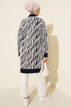 Zebra Desen Angora Detaylı Triko Hırka