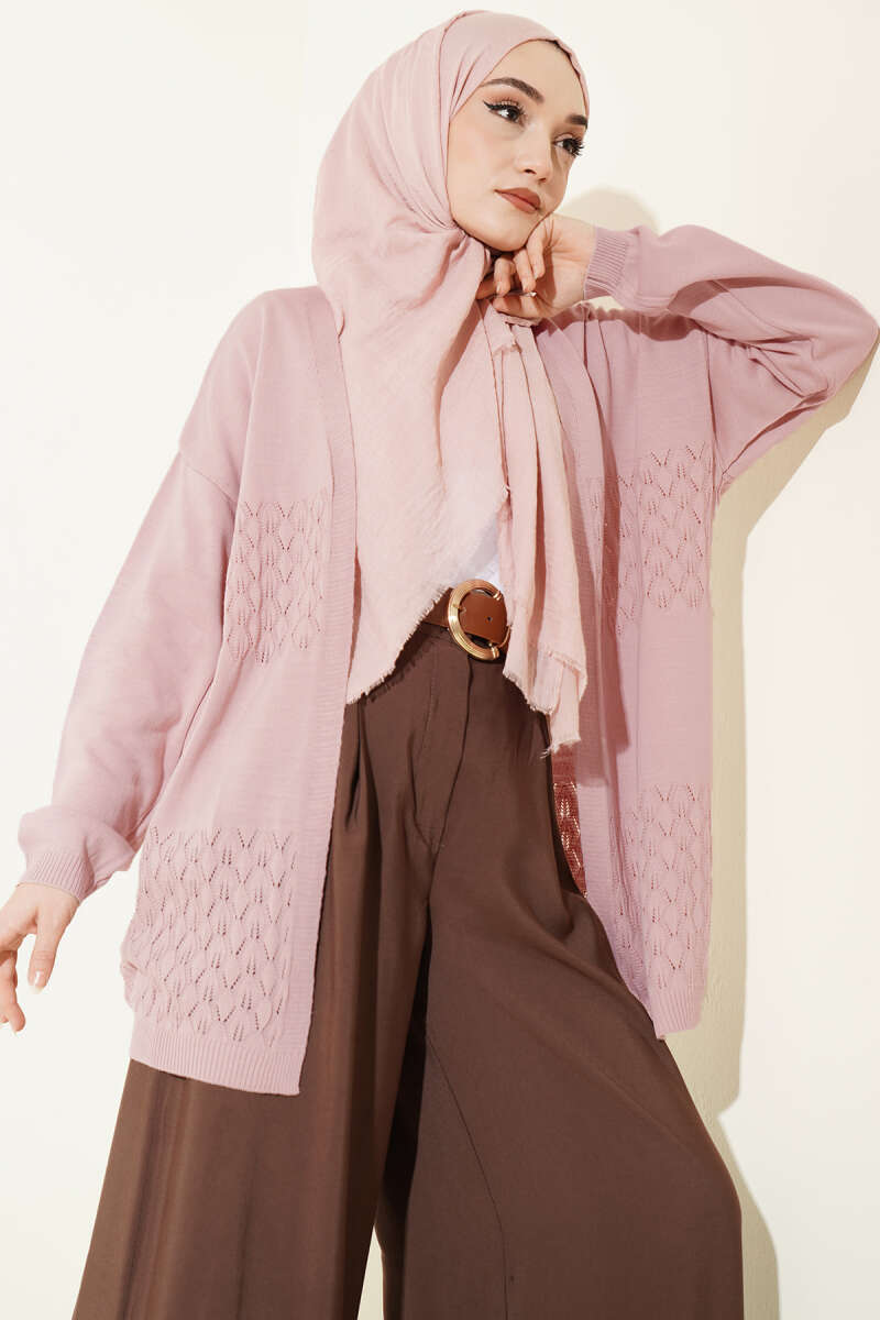 https://cdn.pazarium.com.tr/zigzag-desenli-triko-basic-hirka-pudra-753028-18-B.jpg