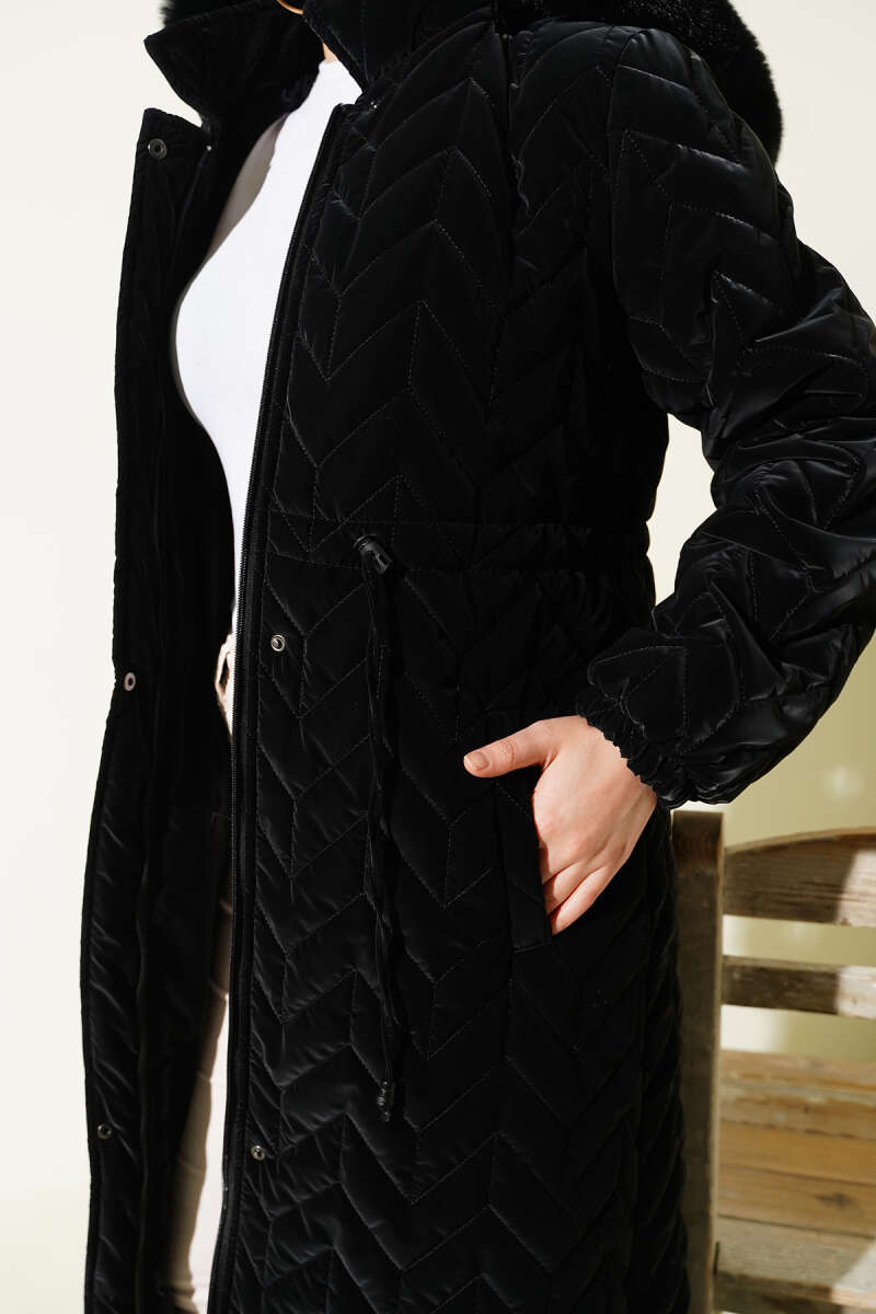 Zigzag Kapitone Kapüşonlu Şişme Mont